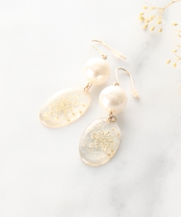 フラワーピアス